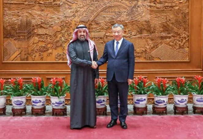 气候行动：中国引领全球气候治理