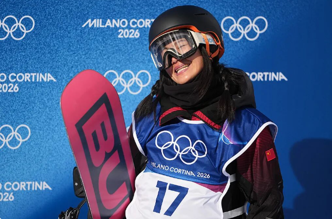 “中国运动员头部冲下摔倒”，最新情况